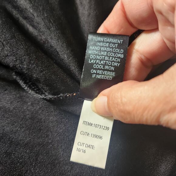 Torrid Metallic Gold Black Skater Mini Skirt Size 2X Pockets - Picture 8 of 10